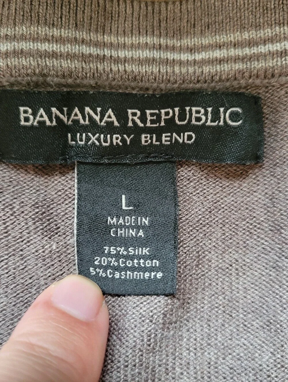 Banana Republic Luxury Blend Sweater V-Neck Silk Cashmere Blend Brown Men's LG